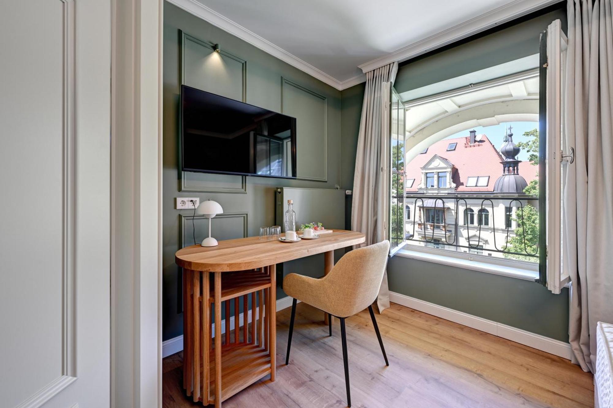 Hotel Uhland München Buitenkant foto